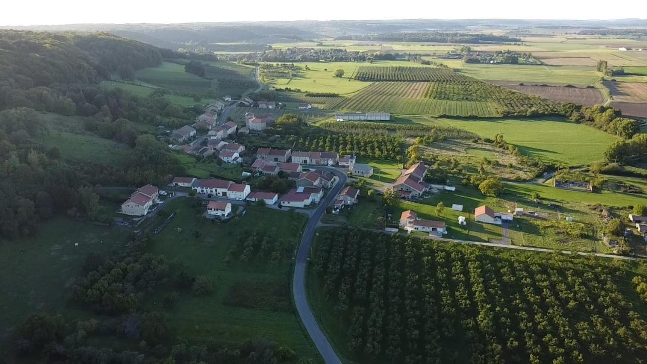 La Haie A Cerf Watronville Dış mekan fotoğraf